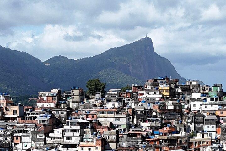 Auténtica experiencia de caminar por la Favela de Rocinha con un guía local