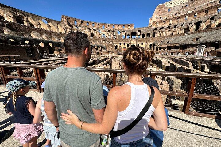 Rome Colosseum Arena Floor & Forum Visite guidée privée avec Maria