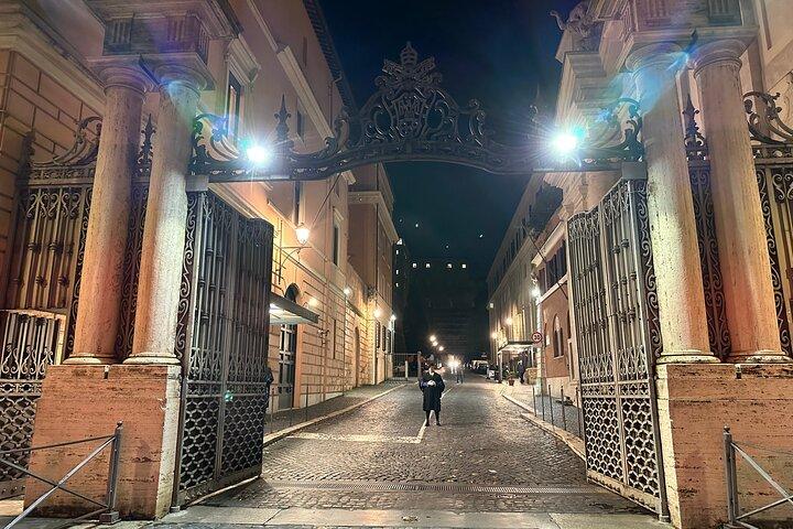 Skip the Line Night Private Vatican & Sistine Chapel Guided Tour