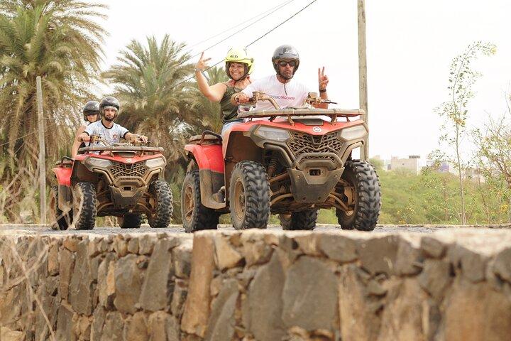 Tour di 4 ore in quad a Mindelo