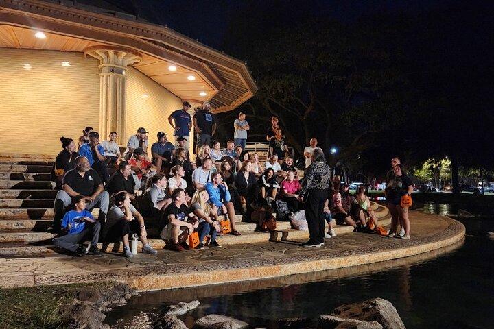 Tour de fantasmas de los manifestantes nocturnos de Waikiki