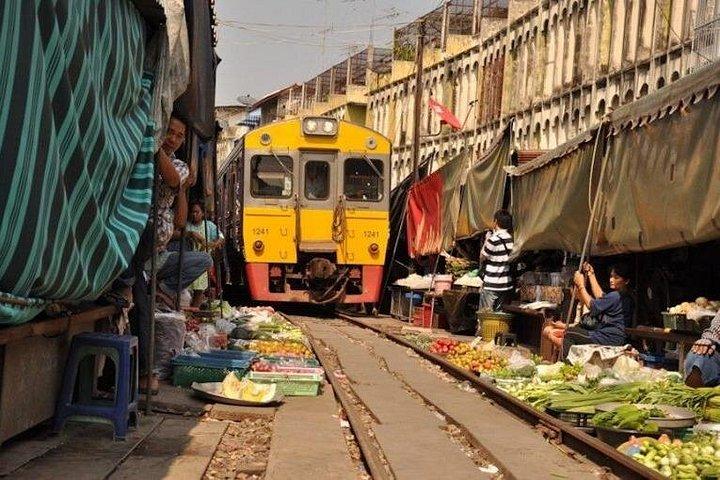 タイ水上マーケット＆鉄道マーケットVIPプライベートツアー