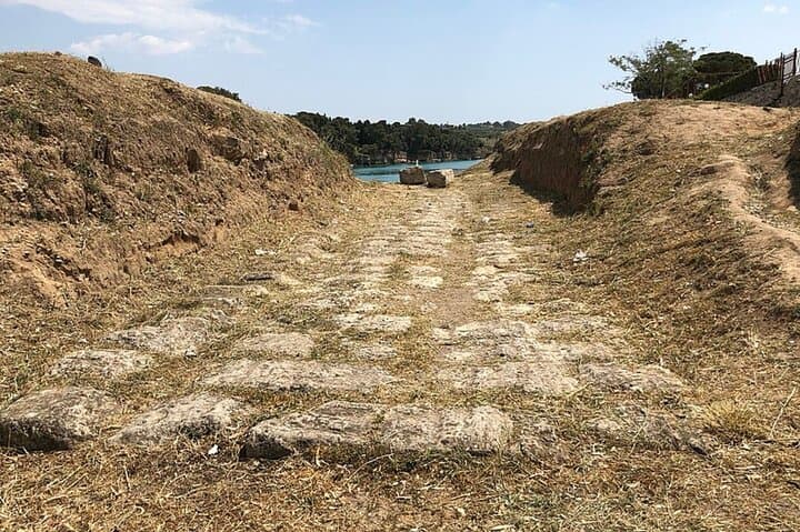 Private Luxury Biblical Tour: Apostle Paul’s Footsteps – Corinth