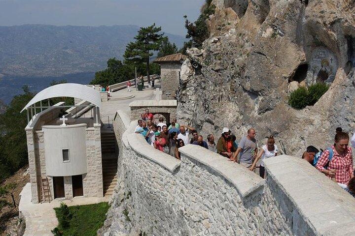 Hele dag Klooster Ostrog Tour met gids