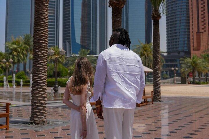 Private kulturelle Abu Dhabi Stadtrundfahrt mit Guide ab Dubai