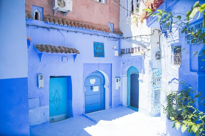 Tour of Chefchaouen: Discover the Blue Pearl of Morocco