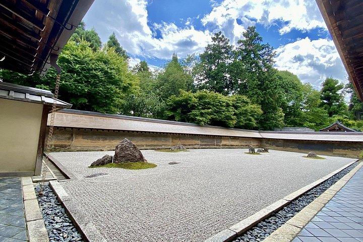 嵐山モンキーパーク龍安寺・金閣寺ツアー8時間
