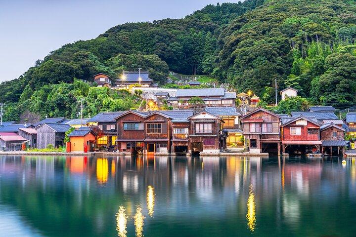 Tour privado en charter por Osaka Rutas Miyama, Amanohashidate y Uji