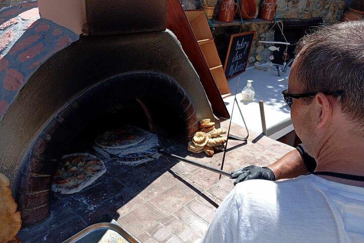 ギリシャのミコニアン ファームとベーカリー クラスとブランチ