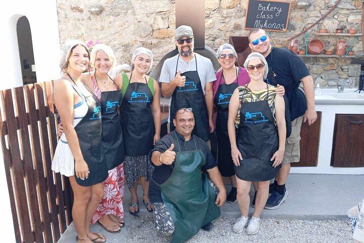 ギリシャのミコニアン ファームとベーカリー クラスとブランチ