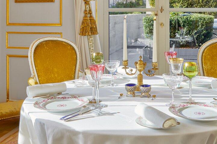 Visite Privée de Versailles : Equitation, Gastronomie & Château