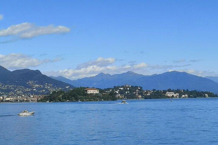 Tour Palazzo Borromeo to Isola Bella, Isola Pescatori and DRINK!