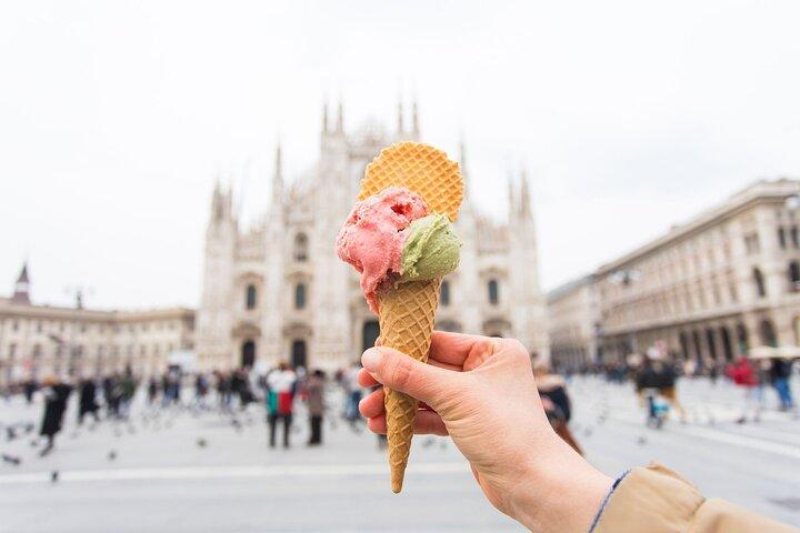 ミラノキッズツアー： Duomo Rooftop, Gelato Tasting & Leonardo Museum