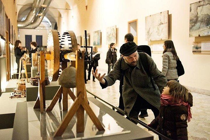 ミラノキッズツアー： Duomo Rooftop, Gelato Tasting & Leonardo Museum