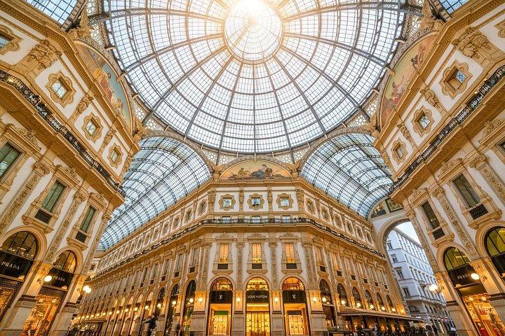 Milan Small Group: Duomo & Rooftop, Wine & Food Tasting