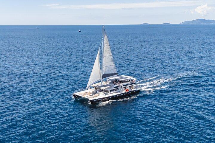 Phuket: Coral, Racha, Ilha Promthep Catamarã de um dia