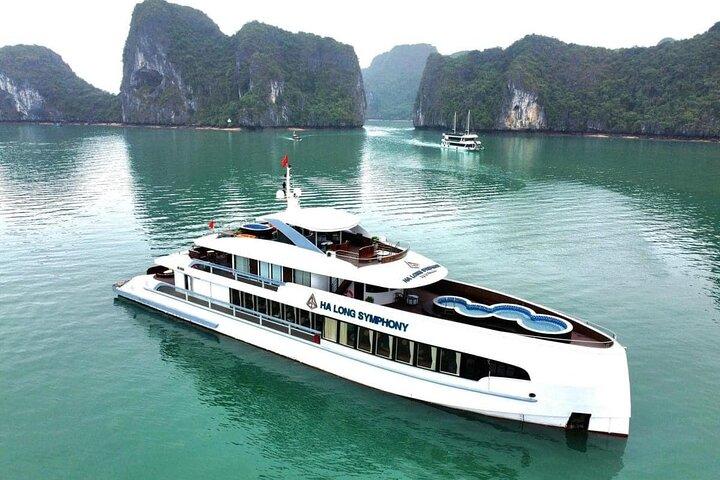Hanói a Ha Long Bay: Crucero de un día de lujo Explora cuevas , kayak