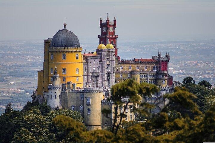 Lisbon : シントラ、レガレイラ、ペナ、カボ・ロカ。