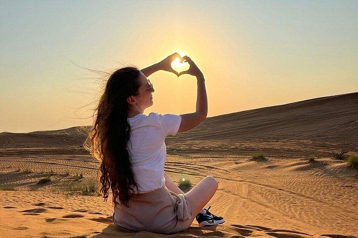 Dubai Abend Wüstensafari mit Grill & Live Shows
