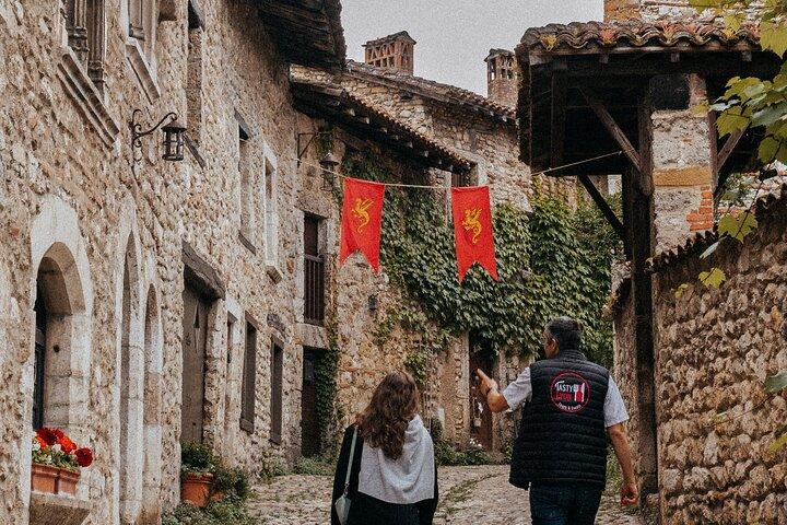 Pérouges & Annecy Privater Tagesausflug mit Verkostung aus Lyon