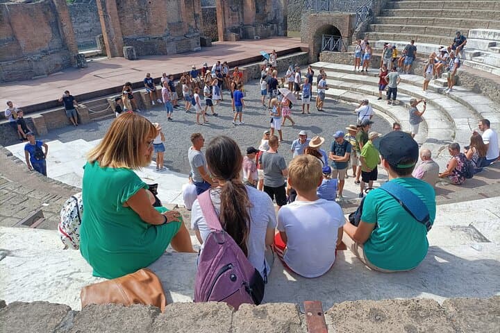 Skip the Line Pompeii Guided Tour For Kids and Families by Maria