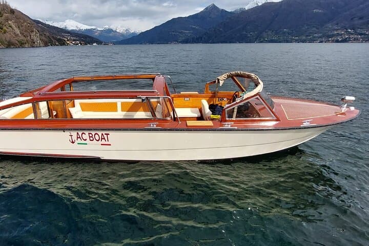 Private Boat Tour on Lake Como with Venetian Limousine