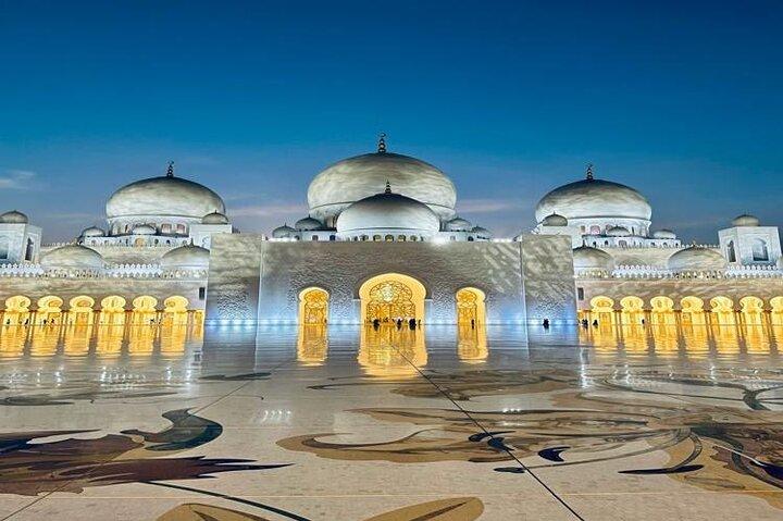 Visite privée de Dubaï à Abu Dhabi avec la Grande Mosquée et le Louvre