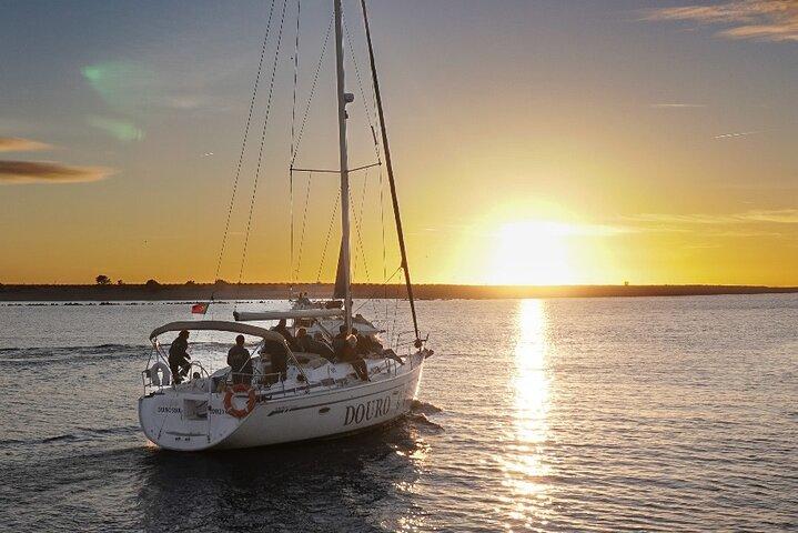 Porto: Sunset or Daytime, Charming Sailboat Cruise on the Douro River