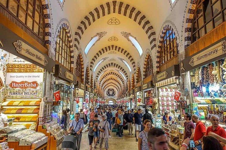 Half Day Istanbul Boshphorus and Spice Market Tour