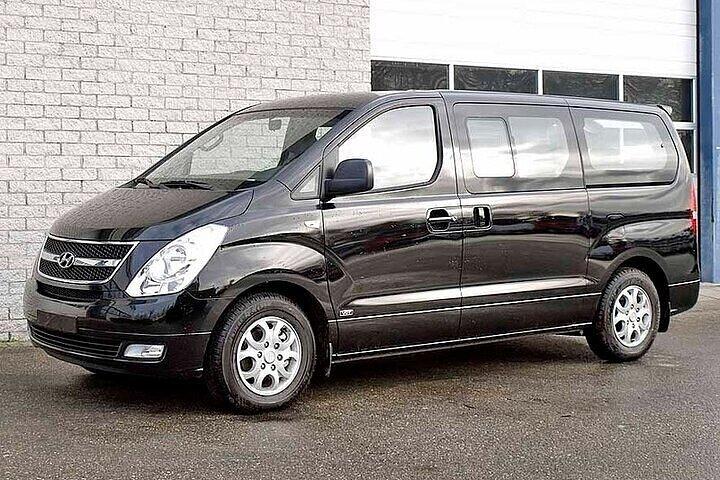 Llegada en minivan o SUV desde el aeropuerto de Siem Reap REP a Siem Reap