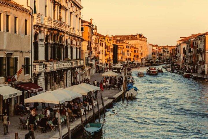 Venedig: Live-Jazz mit Cicchetti, Aperitif oder Abendessen
