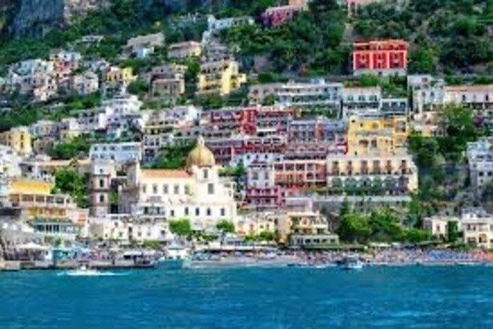 De la gare de Naples à Positano avec un arrêt de 2 heures à Pompéi