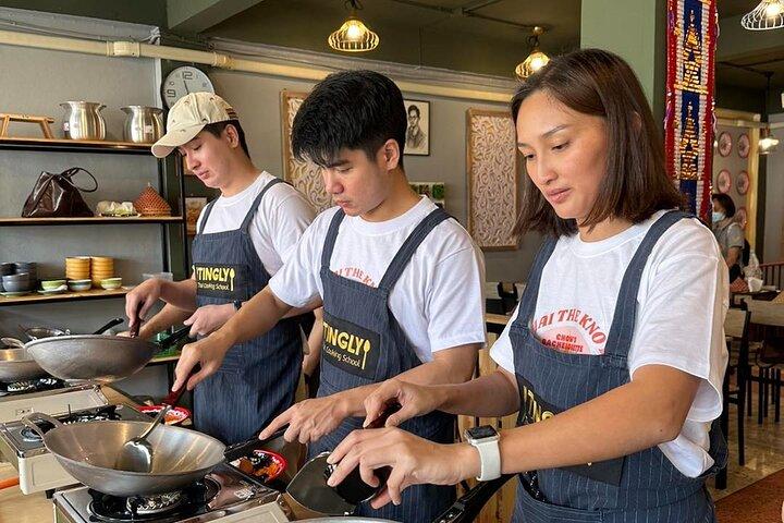 バンコクで市場見学付きタイ伝統料理教室