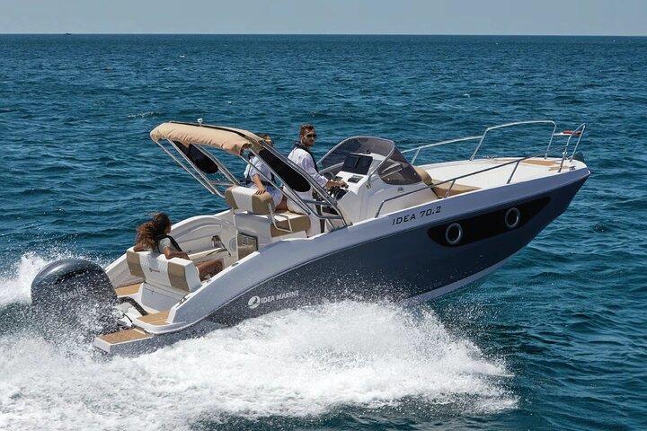 Amalfi Coast y Capri Private Boat Day Tour