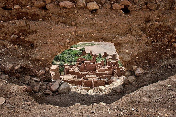 Ouarzazateから: 1泊2日ザゴラ砂漠からマラケシュに戻る