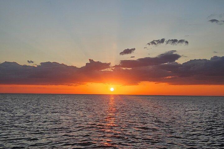 Boat Tour For Sunset Cruise And Sunset Bridge Tour near St Pete