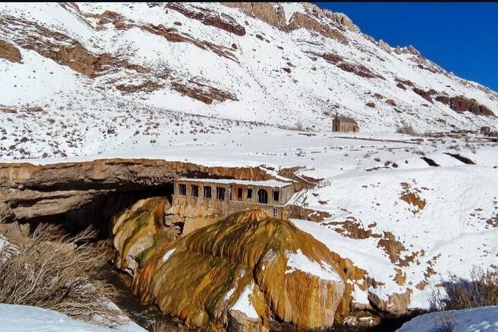 "Tour privato in alta montagna - Neve, Aconcagua e trasferimento inclusi"