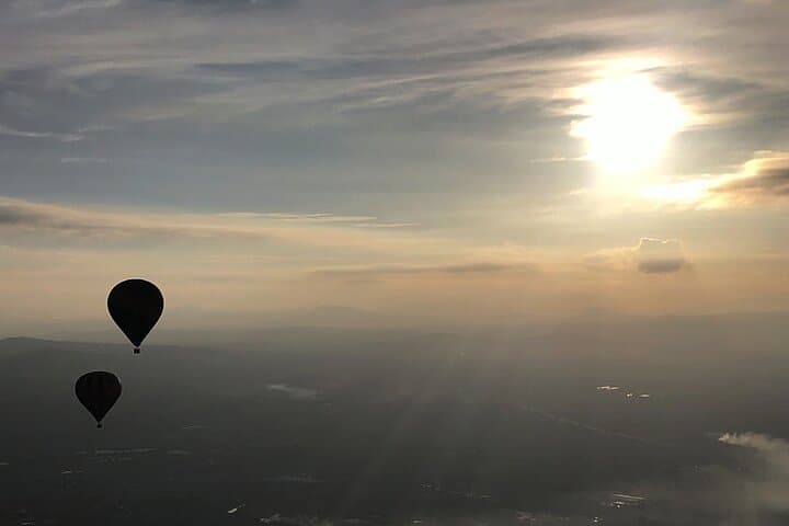 Private Tour: Teotihuacan Pyramids Hot Air Balloon Ride