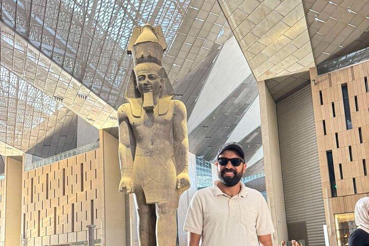 Halvdags privat tur till New Grand Egyptian Museum