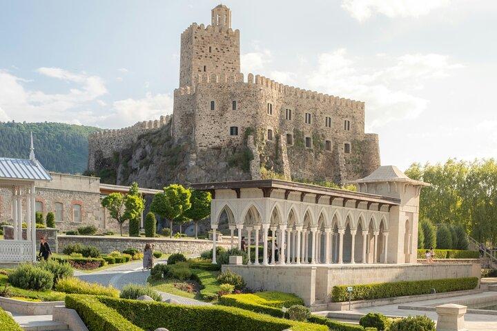 Borjomi Rabati en Vardzia groepsreis vanuit Tbilisi