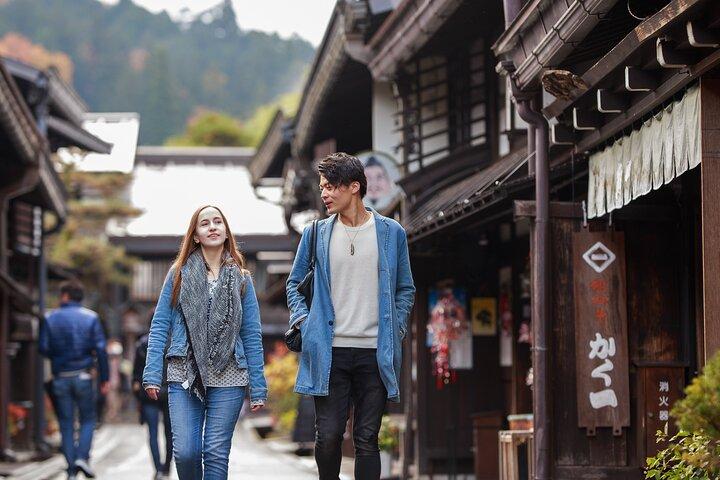 Envägsbuss: Tokyo till Takayama via Oshino Hakkai