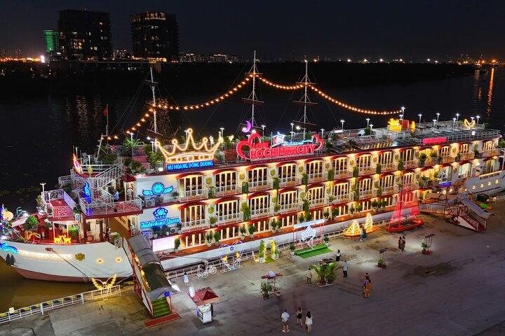 ホーチミン市： サイゴン川クルーズでのディナー