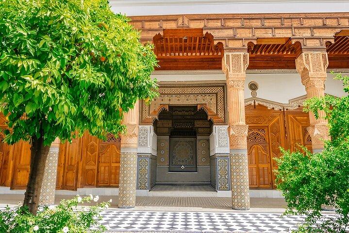 Marrakech: Ben Youssef Madrasa, Dar El Bacha og Medina Tour