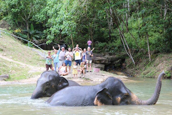Clase de observación y cocina del santuario de elefantes Phuket