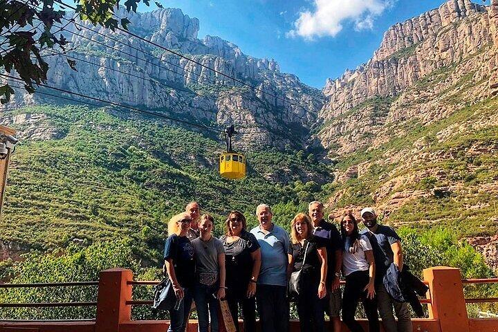 Monasterio de Montserrat Grupo pequeño o Tour privado Recogida en el hotel