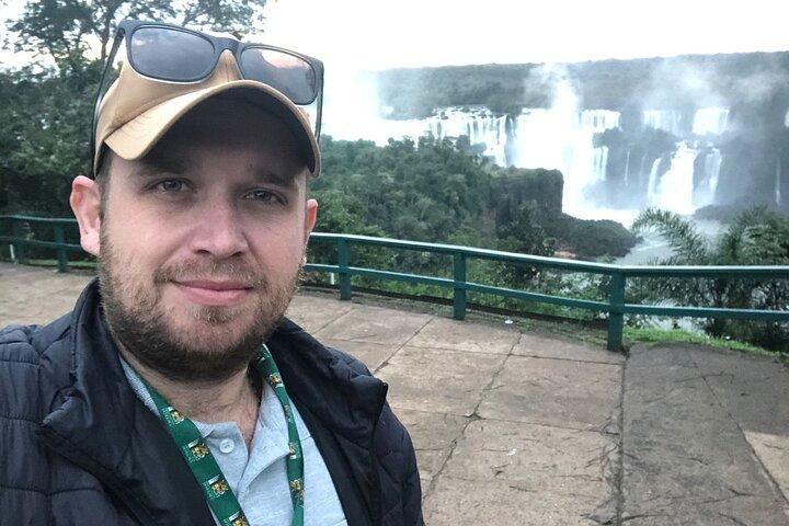 イグアスの滝：ブラジルとアルゼンチンを1日で巡るプライベートツアー
