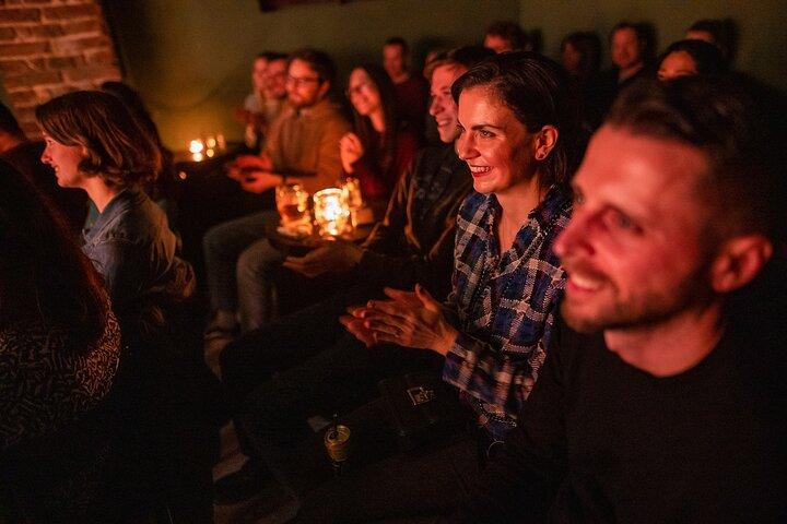 Prags berömda Stand Up Comedy Show på engelska