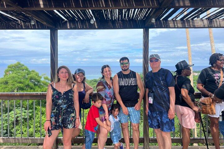 Tour en tirolesa e isla de Roatán