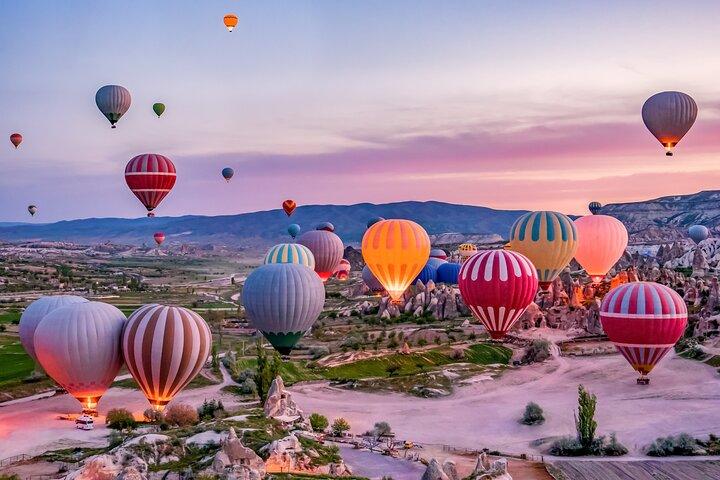 Sunrise Hot Air Balloon em Cappadocia