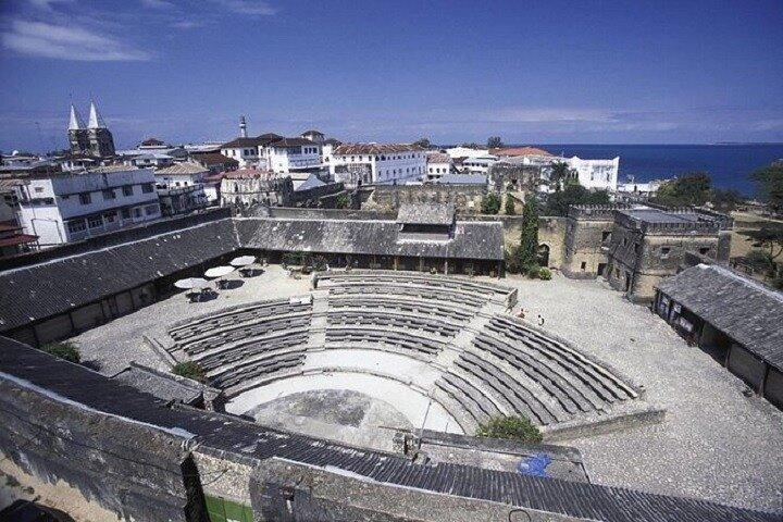 刑務所島とザンジバルストーンタウン体験